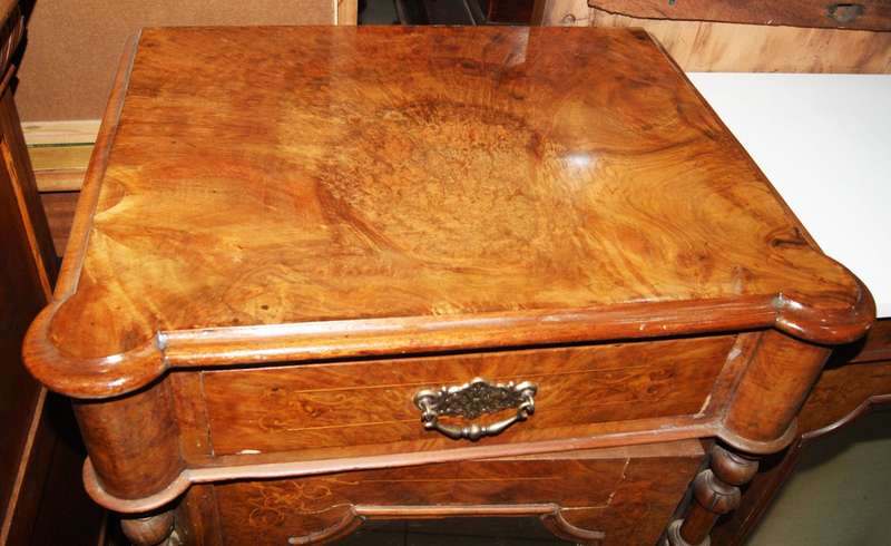 Victorian Inlaid Burl Walnut Breakfront Sideboard / Server with Mirrored Doors