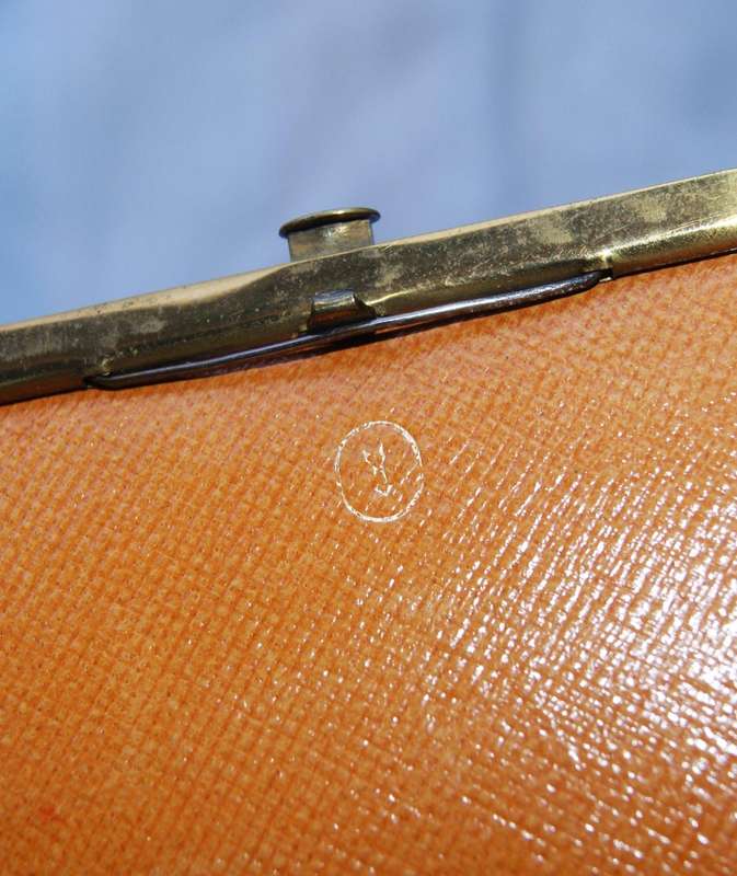 Vintage Leather Wallet / Card Holder  Embossed Interior