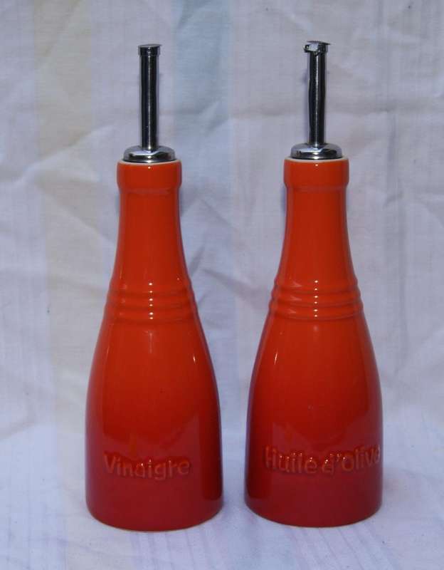 Le Creuset Olive Oil & Vinegar Dispenser Set  Volcanic Orange