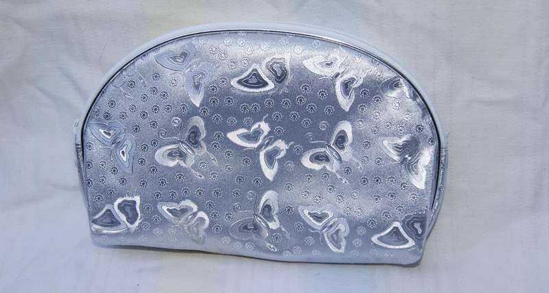 Set of 5 Embossed Butterfly Zip Purses  Silver Nesting Set