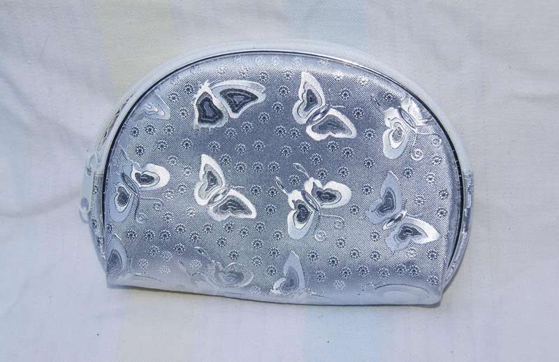 Set of 5 Embossed Butterfly Zip Purses  Silver Nesting Set