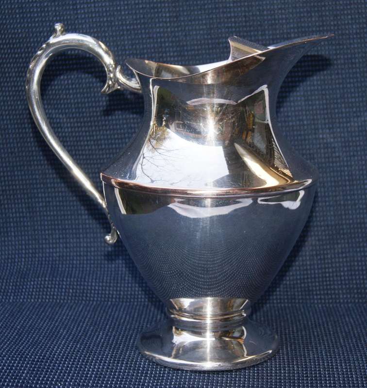 Elegant EPNS Water Jug with Ice Stopper