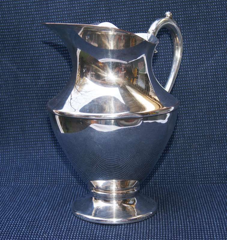 Elegant EPNS Water Jug with Ice Stopper