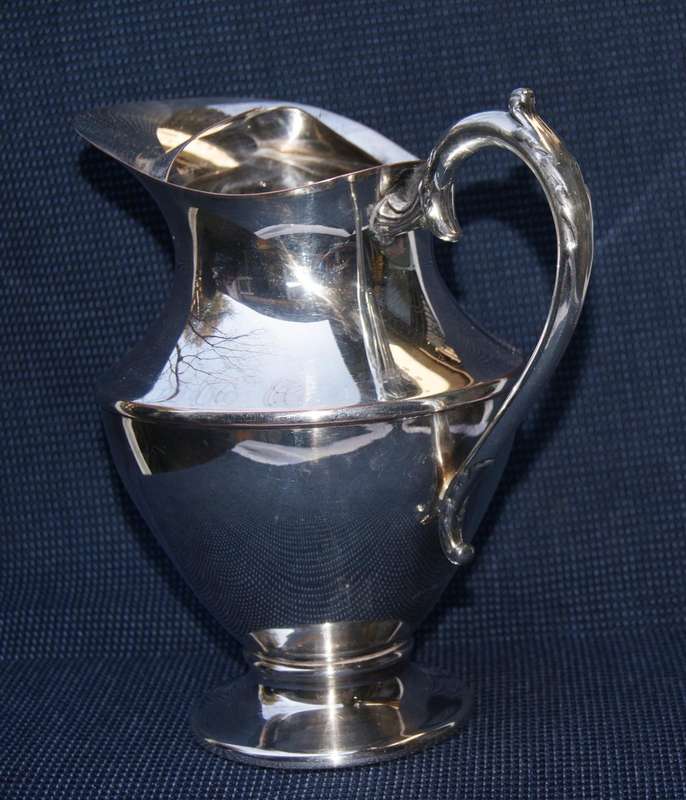 Elegant EPNS Water Jug with Ice Stopper