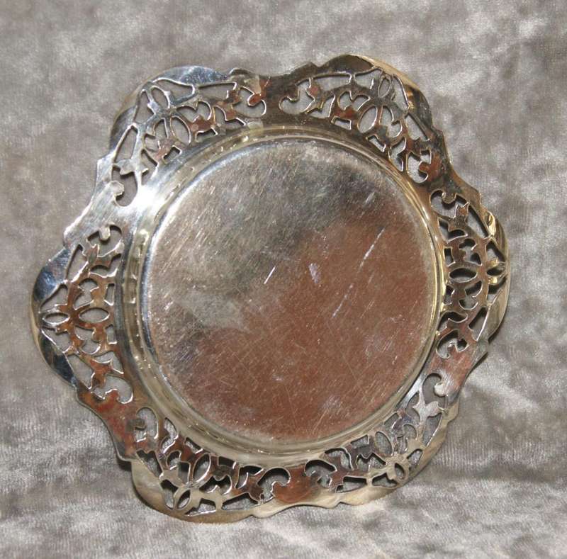 Louis Plate EPNS Pierced  Wine Bottle Coaster