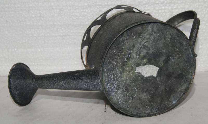 Vintage Metal Watering Can @@@ CCCRRRAAAZZZYYY R1 START