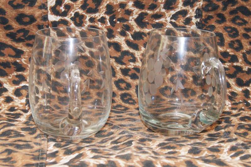 Grape Pattern Beer Mug (2 available, bid per glass)