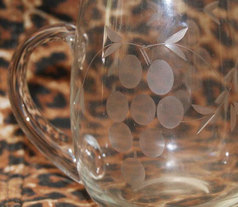 Grape Pattern Beer Mug (2 available, bid per glass)