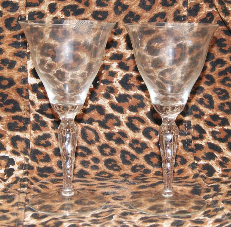 Wine Glass (2 available, bid per glass)