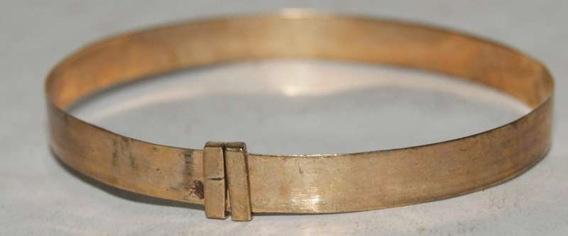 9ct Gold Bangle (3g) @@ CCRRAAZZYY R1 START