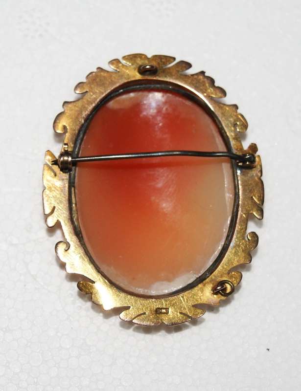 9ct Gold Cameo Brooch Gold Weight 8.4g @@ CCRRAAZZYY R1 START