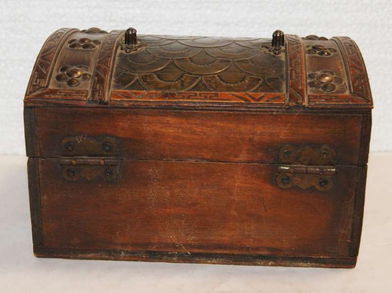 Vintage Wood and Brass Jewellery Box @@ CCRRAAZZYY R1 START