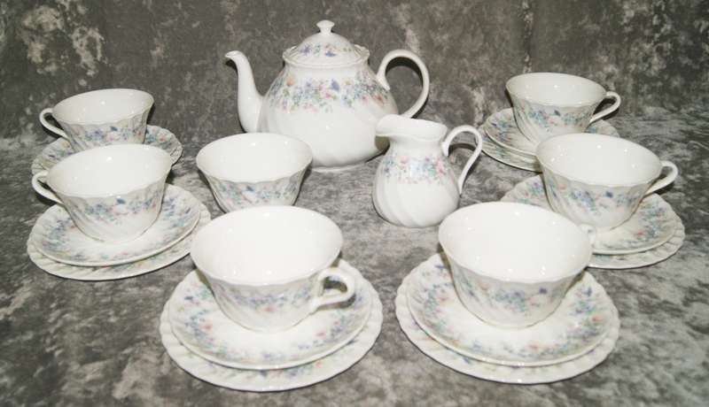 Stunning Wedgwood "Angela" Tea Set