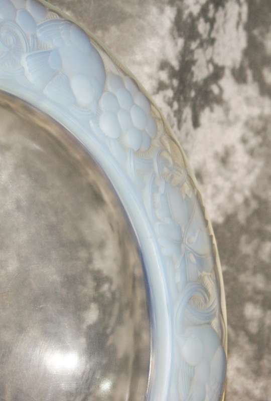 Gorgeous P D Avesn Opalescent Glass Dish