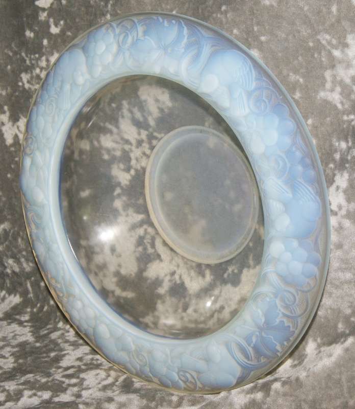 Gorgeous P D Avesn Opalescent Glass Dish