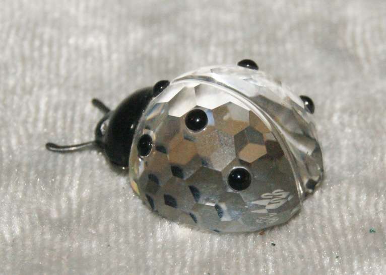 Swarovski Ladybug Retired in 2012 (190858) @@ CCRRAAZZYY R1 START