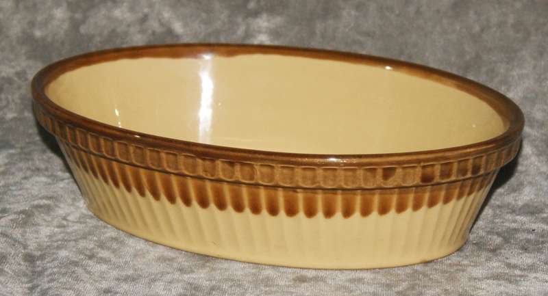 Vintage English pie dish
