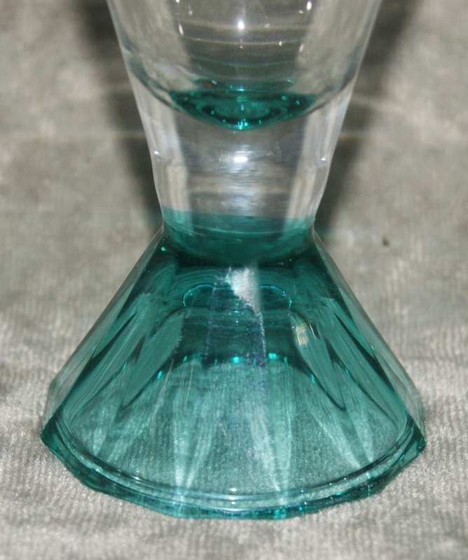 Set of 6 french long pyramid based red wine glasses
