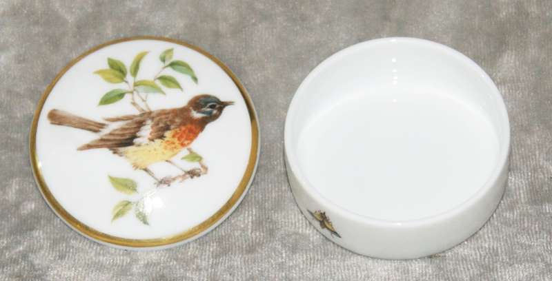 Kaiser West Germany "Tiergarten" porcelain trinket box
