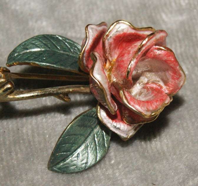 Vintage Pierre Cardin enameled rose brooch in original box@@ CCRRAAZZYY R1 START