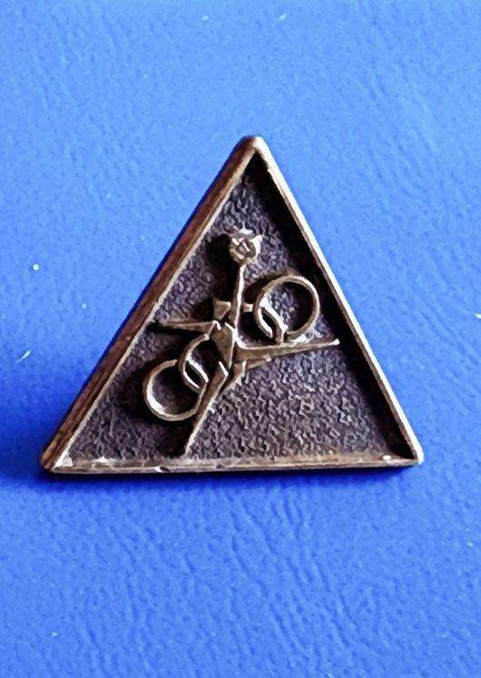 Olympic community Pin Badge