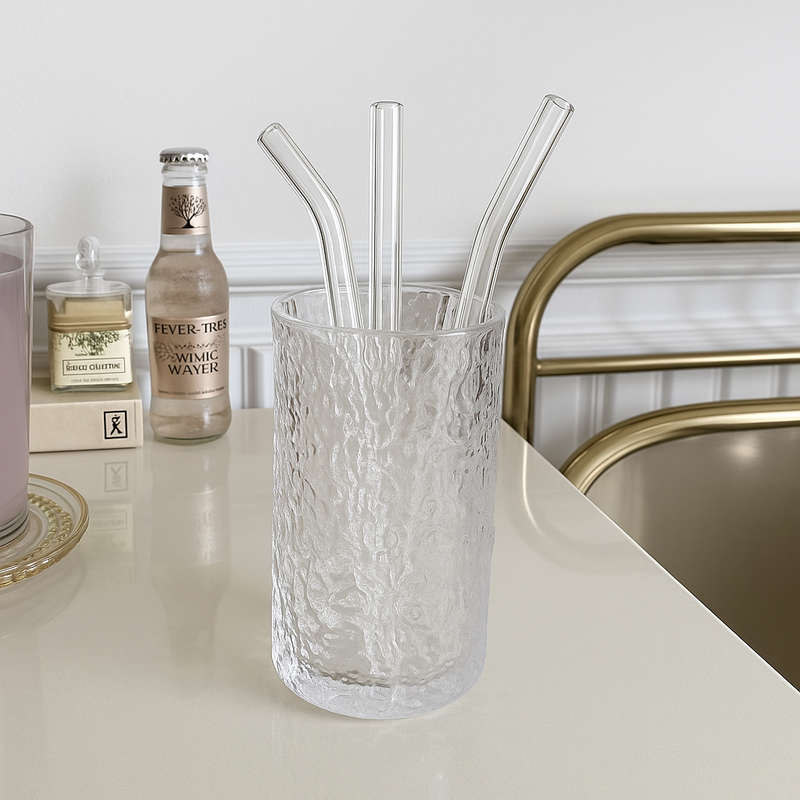 Reusable Glass Drinking Straws  Set of 4 with Cleaning Brush