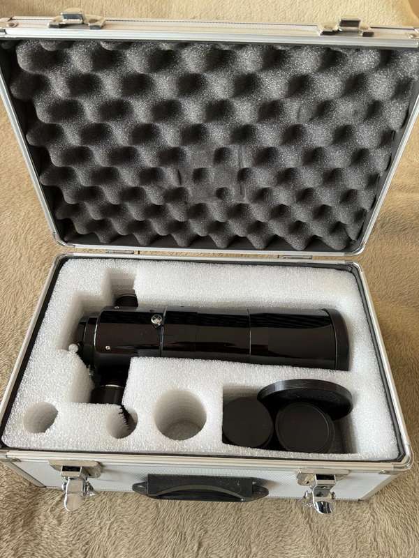 Astro-Tech AT72ED + Astro-Tech 2" Field Flattener + Stella-Mira 0.8x Reducer