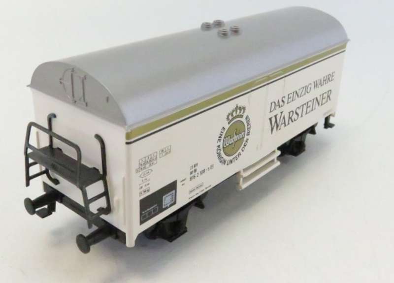 H0 gge 1/87  100 mm DB 2-axle Closed Goods/Beer wagon WARSTEINER, mint in orig.box Maerklin 4417