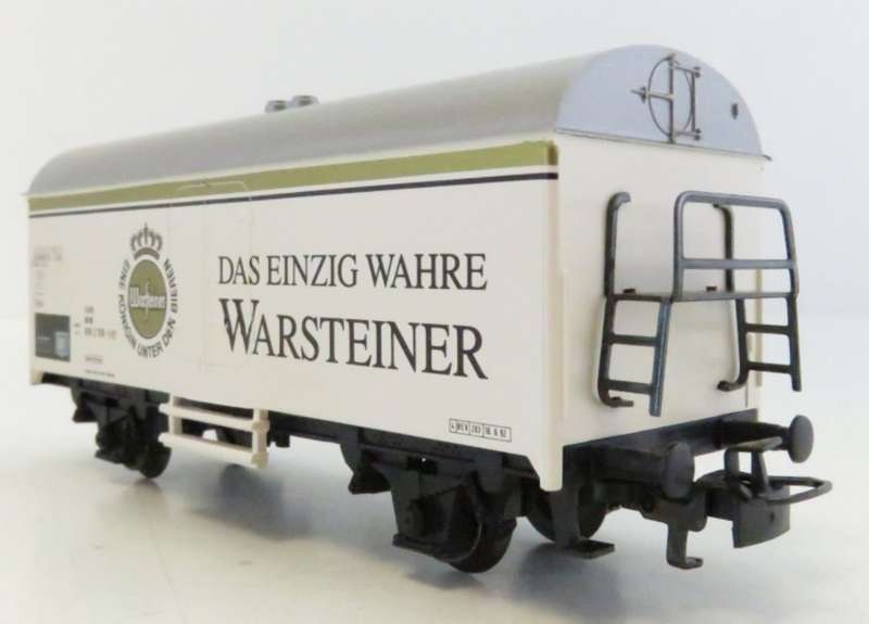 H0 gge 1/87  100 mm DB 2-axle Closed Goods/Beer wagon WARSTEINER, mint in orig.box Maerklin 4417