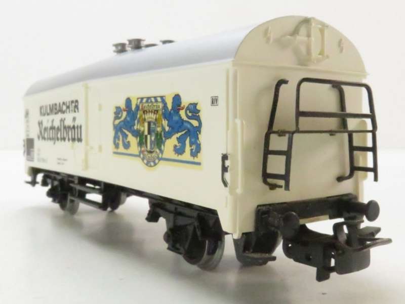 H0 gauge 1/87  100mm 2-axle 100 mm DB Closed Goods/Beer wagon, mint in orig.box Maerklin 4669