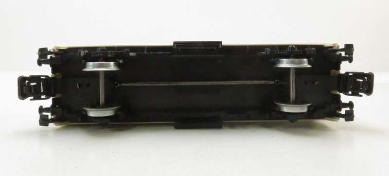 H0 gauge 1/87  100mm 2-axle 100 mm DB Closed Goods/Beer wagon, mint in orig.box Maerklin 4669