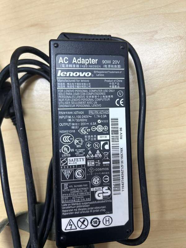 Lenovo 20V 3.25A Big Pin adaptor