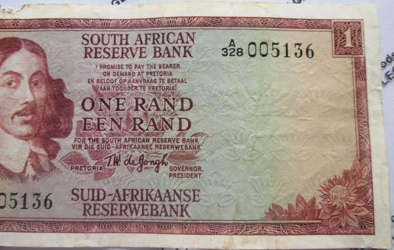 One Rand Republic of South Africa Serial Nr A328 005136