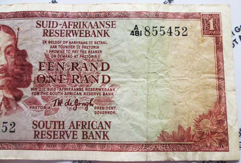 One Rand Republic of South Africa Serial Nr A481 855452