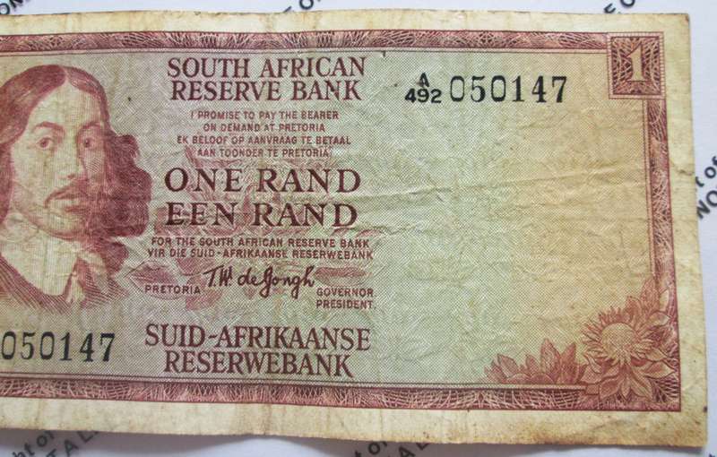 One Rand Republic of South Africa Serial Nr A492 050147