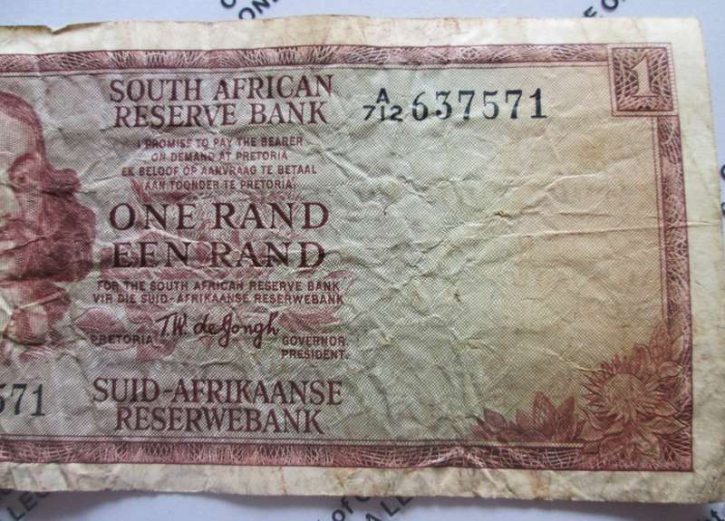 One Rand Republic of South Africa Serial Nr A712 637571