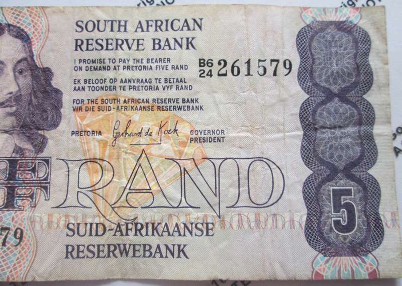 Five Rand Republic of South Africa Serial Nr B624 261579