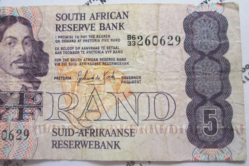 Five Rand Republic of South Africa Serial Nr B633 260629