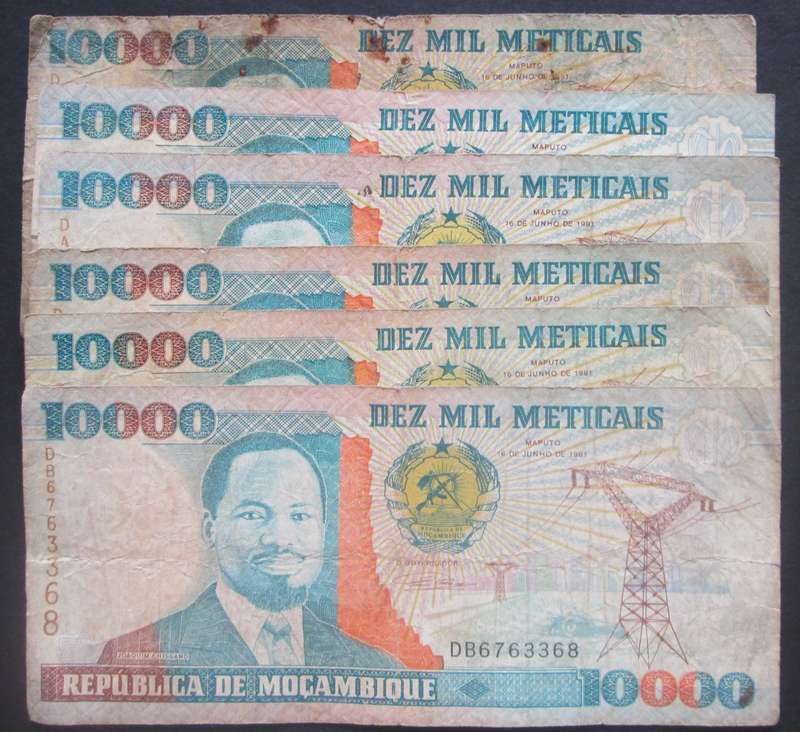 1991 Mozambique 10 000 Meticais