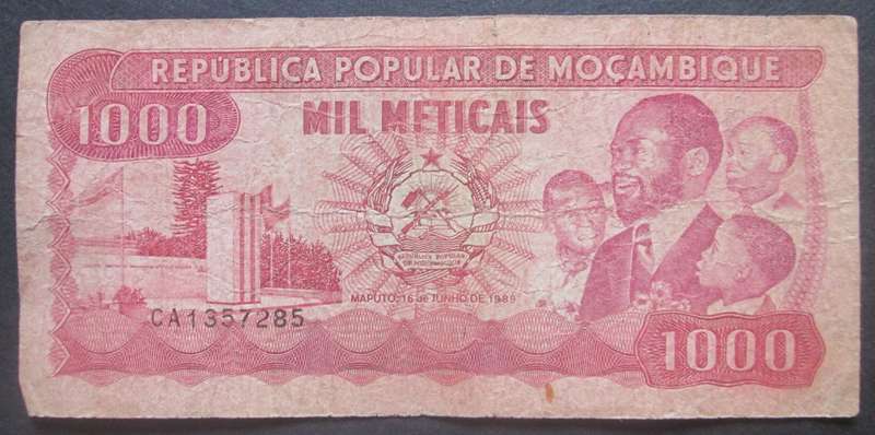 1989 Mozambique 1000 Meticais Serial No CA1357285