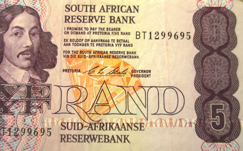 Five Rand Republic of South Africa Serial Nr BT1299695