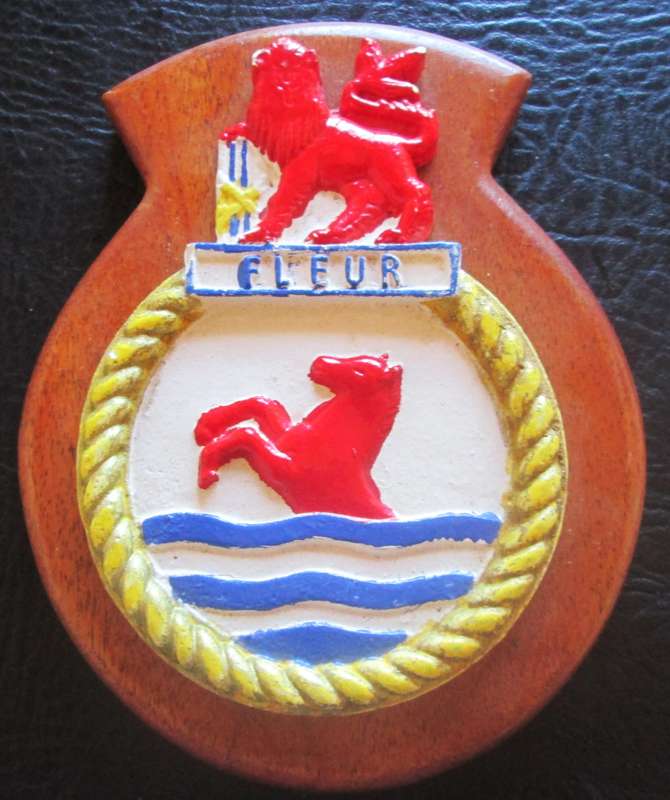 Royal Navy Ship`s Crest Wall Plaque Fleur Hand-Painted Plaster
