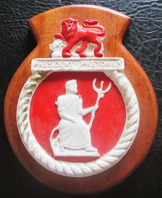 Royal Navy Ship`s Crest Wall Plaque President Pretorius Hand-Painted Plaster