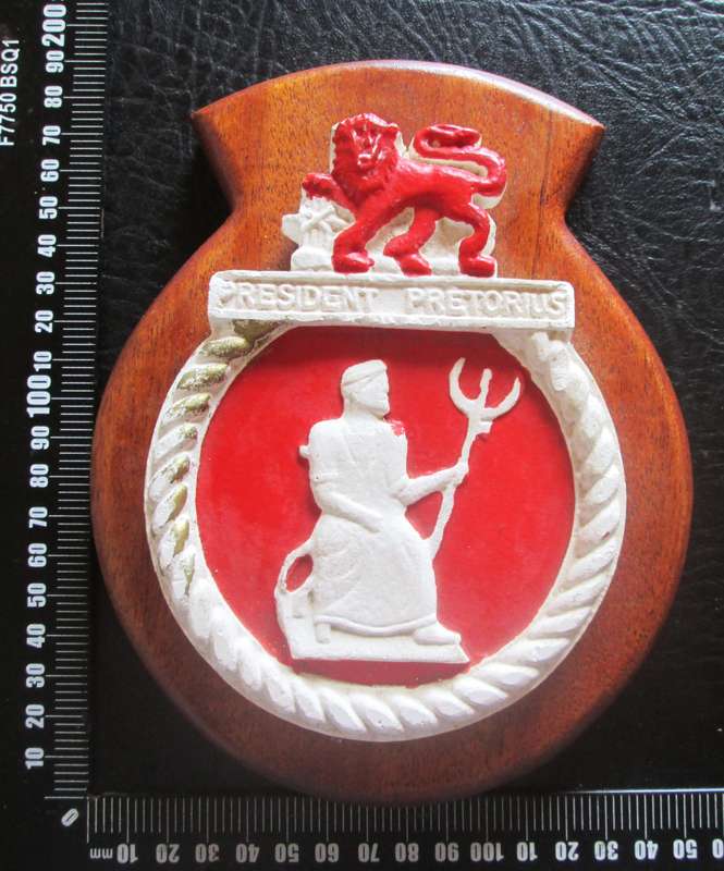 Royal Navy Ship`s Crest Wall Plaque President Pretorius Hand-Painted Plaster