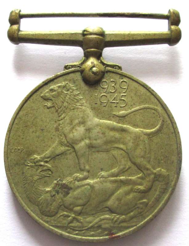 King George WWII 1939 - 1945 Service Medal Name L G Crooke No 241580