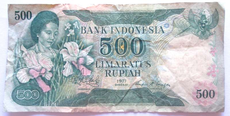 1977 Indonesia 500 Rupiah Serial Nr HJD 098364