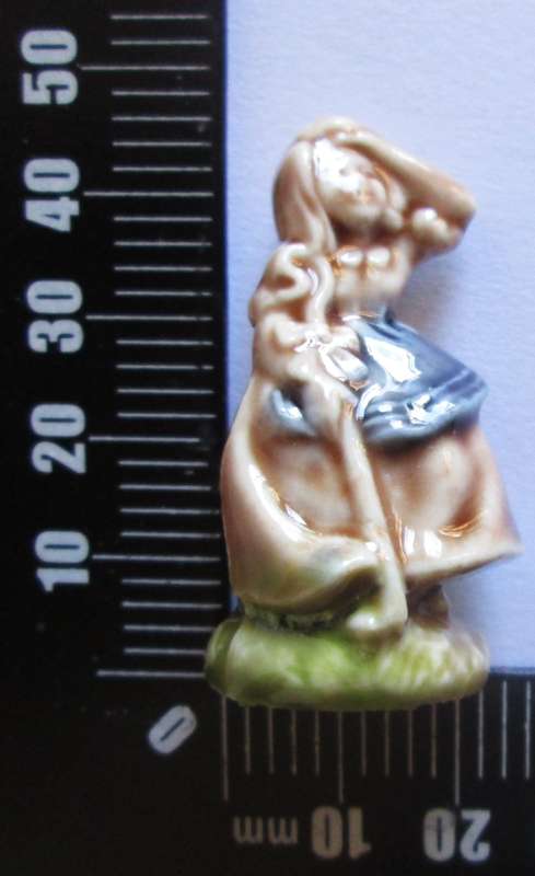 1972 - 1979 Little Bo Peep Wade Nursery Rhyme Model