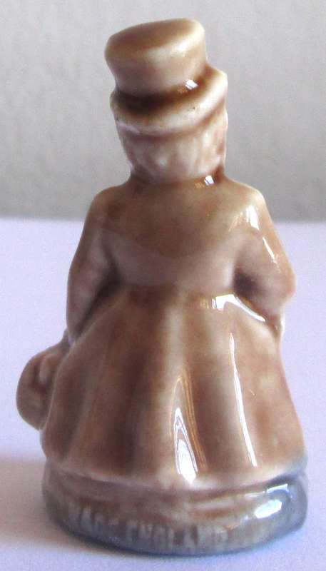 1972 - 1979 Dr Foster Wade Nursery Rhyme Model
