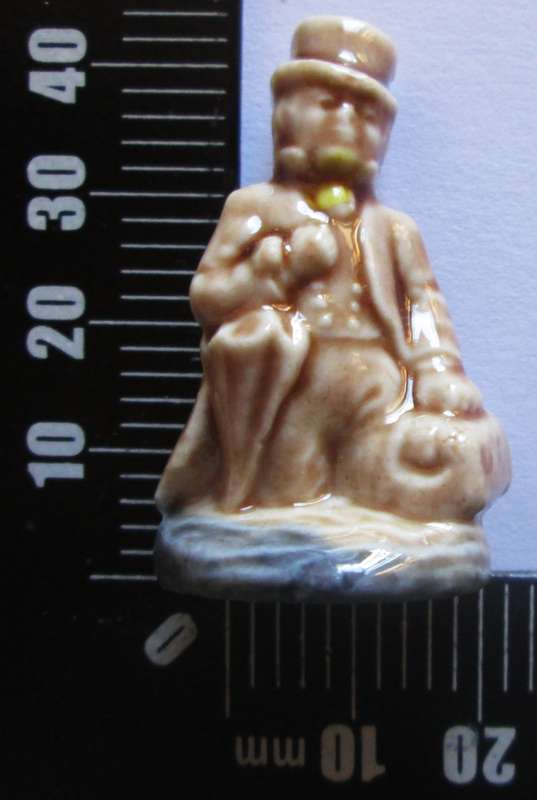 1972 - 1979 Dr Foster Wade Nursery Rhyme Model