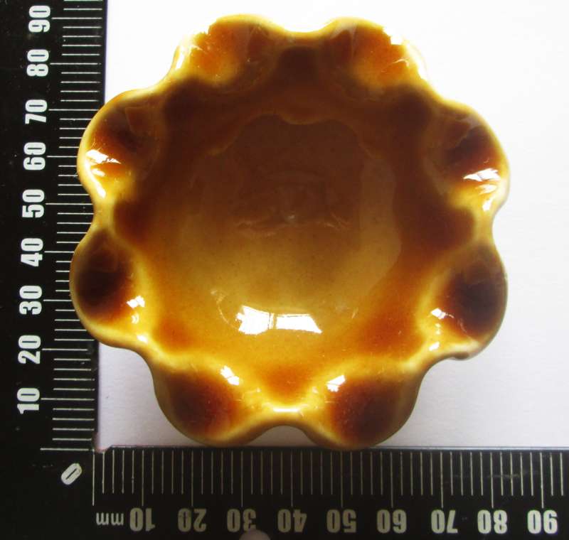 1970 Crackle Dish Wade Porcelain